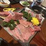 Tottori Wagyu Olein 55 Ittougai Senmon Ten Sumibi Yakiniku Sankou En - 