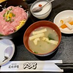 Tsukiji Ichiba 298 Nishi Arai Ten - ネギトロ丼定食