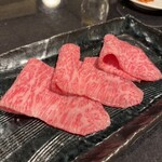 焼肉 牛三郎 - 