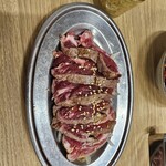 Yakiniku Horumon Jingisukan Gotsubo - 