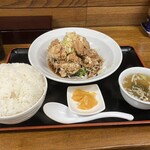 杜の中華屋 楽食 - 