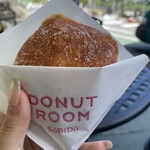 DONUT ROOM - 