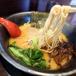 仙台とんこつラーメン 一番堂 - 細麺