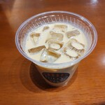 TULLY'S COFFEE Ura Wa Nakamachi Ten - アイスカフェラテ Tallサイズ(中)