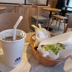 Mos Burger Takadanobashi Yonchome Ten - 昼割モス野菜