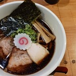 自家製手打ち麺 粋や - 醤油ラーメン(800円)