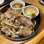 Izakaya Debeso - 馬ひも炙り。馬ひもは横隔膜だそう。