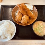 かつや - 秋の海鮮フライ定食