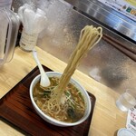 Gyoza no Manshu Musashi Fujisawa Nishiguchi Ten - 味噌ラーメンも久々なら、リフトも久々に決めてみました