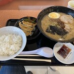 Ramen Kagetsu Arashi Mine Mitosabisueria Ten - 嵐げんこつラーメン&餃子セット