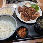 Yakiniku no Watami Kameari Ekimae Ten - 