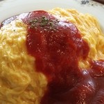 レストラン　ふじ - とろとろ卵のチキンオムライス