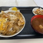 伊勢屋 - 親子丼500円！