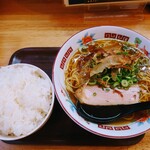 Chuka Soba Genzou - 令和5年10月
                        ランチタイム(11:00〜14:00)
                        和風醤油中華そば 税込790円
                        ランチタイムラーメン注文でご飯無料食べ放題