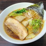 二代目らーめん処 まるは 旬 - 料理写真:肉厚ワンタン麺