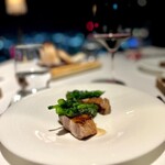 Restaurant & Bar Level 36 - 