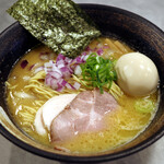 RAMEN DUNK - 濃厚鶏白湯らぁ麺(醤油)