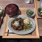 ニチョウメカフェ ニニギ - 