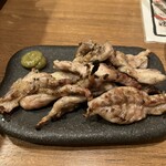 Umi Sakura Motomachi Ten - せせりの炭焼き