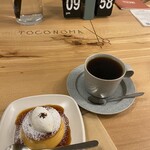 トコノマ バーバー カフェ スペース - 料理写真:プリンとコーヒーと時計