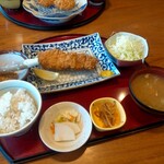 Katsu Sei Hon Ten - とちぎゆめポークロースかつ膳(小)1672円  麦飯、豚汁仕様