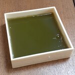 泉寿庵 - 京都宇治抹茶が練り込んである