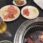 焼肉 牛三郎 - 