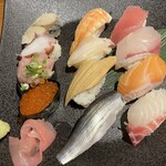 Seafood Izakaya Hanano Mai Higashikogoe Kimae Ten - 横綱にぎり寿司