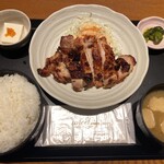 Hana no Mai Val Oyama Ekibiru Ten - 
                        鶏モモ西京焼き定食¥1,089円。大盛りご飯の量が凄い！