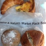 native&natures market place bakery - クレセント、さつまいもと栗のケーキ、五穀アンパン