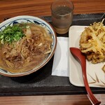 Marugame Seimen Chiba Kasori Ten - 肉うどん+野菜かき揚げ