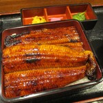 Sandaime Unagi no Tanaka - うな重 いっぴき 2,680円 ＋ ご飯 大盛り 100円 ＝ 2,780円（税込）。