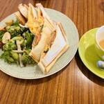 Echelon Tea House Kusatsu Ten - ホットサンド　紅茶付　¥2,090