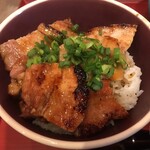 桃あか - 豚丼