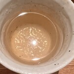 ハカタホタル - 温かい白桃のお茶