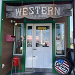 Western Shime Ten - 店の外観は、アメリカの牧場のようだった。