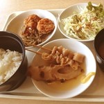 Viking Restaurant Shidaka Yamaguchi Iwakuni Ten - バイキングでランチ。おでんで一杯も好きですが、おでんをおかずにご飯もいいものです。