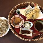 Yabu Chu Teishakuten Sandoten - さくら定食