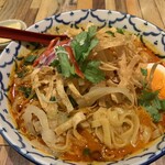 Thai Sabai Paruko Ten - バミーも揚げ麺も幅広♡