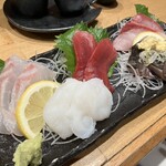 Tokyo Sushi ITAMAE SUSHI Shinbashi Ten - 