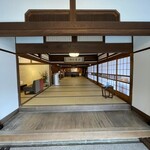 Takenoya Ryokan - 入り口付近内観