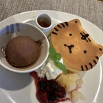 Cafe 陽のあたる場所 - ホットケーキ