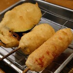 Kushi Katsu Dengana Abenoru Shiasu Ten - ウインナー、うずら、茄子