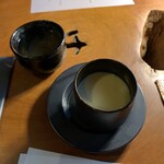 cotoshiro - 自家製鰹出汁と焙じ茶、真鯛出汁と「つまんでご卵」の茶碗蒸し