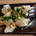 Nikujiru Gyoza no Dandadan Komae Ten - 皿ワンタン