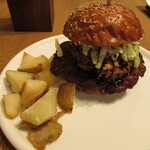 THUNDER BURGER - PULLED PORK BURGER・ポテト