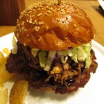 THUNDER BURGER - PULLED PORK BURGER