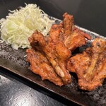 楽庵 - 手羽元黒胡椒風味揚げ