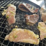 ホルモン焼肉 縁 - 