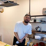 バーガーカフェ ひげずら - ヒゲ面店主さん